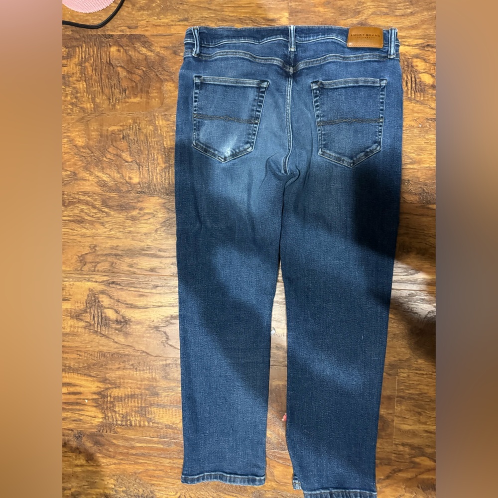 Lucky Brand Men's Dark Blue 223 straight Jeans - Picture 6 of 6